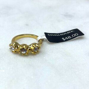 Banana Republic NWT 3 Stone Crystal Gems Gold Ring, Size 5